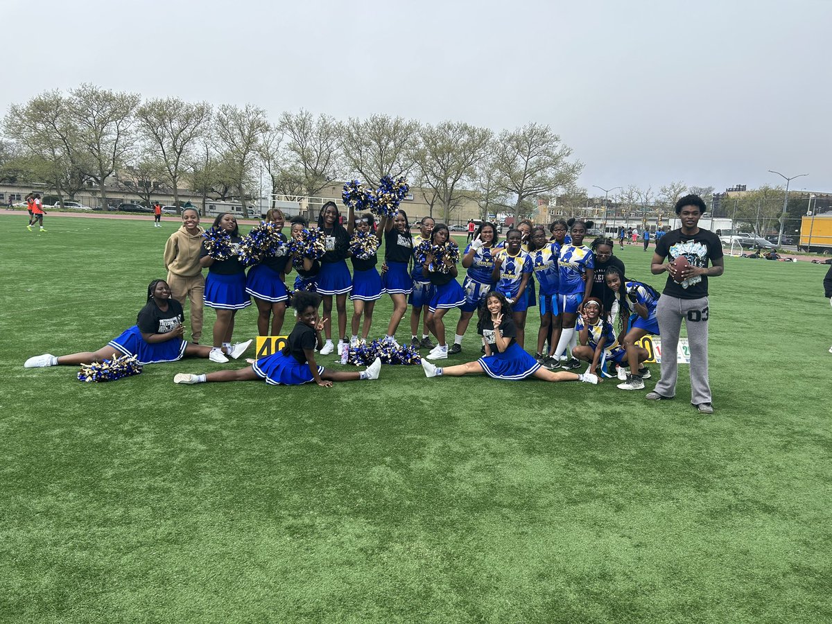 CPSALNYC's tweet image. Congratulations to @uncommoncollegiatecharterhs on their HS Girls Flag Football win over MESA.  Uncommon Collegiate won the game by a score of 20-19. The game came down to the wire.  This win tied the series at 1-1.  #cpsalnyc #hsgirlsflagfootball #flagfootball