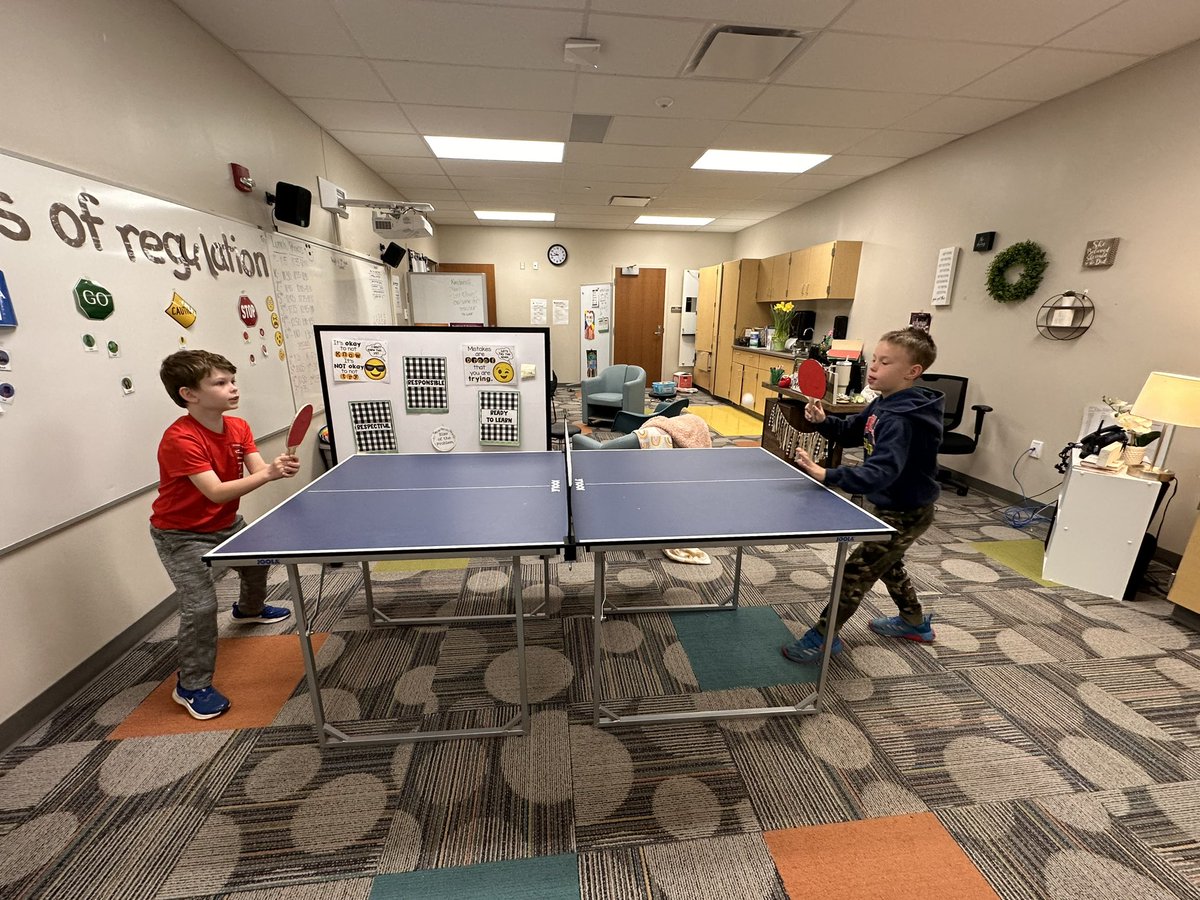 ayercounselor's tweet photo. PBIS AND PING PONG @ayerelementary ! We love finding new experiences for students to cash in their PBIS tickets! It also gives them an opportunity to try something new! #pbisworks #ayercares https://t.co/f1P2BhjEeS