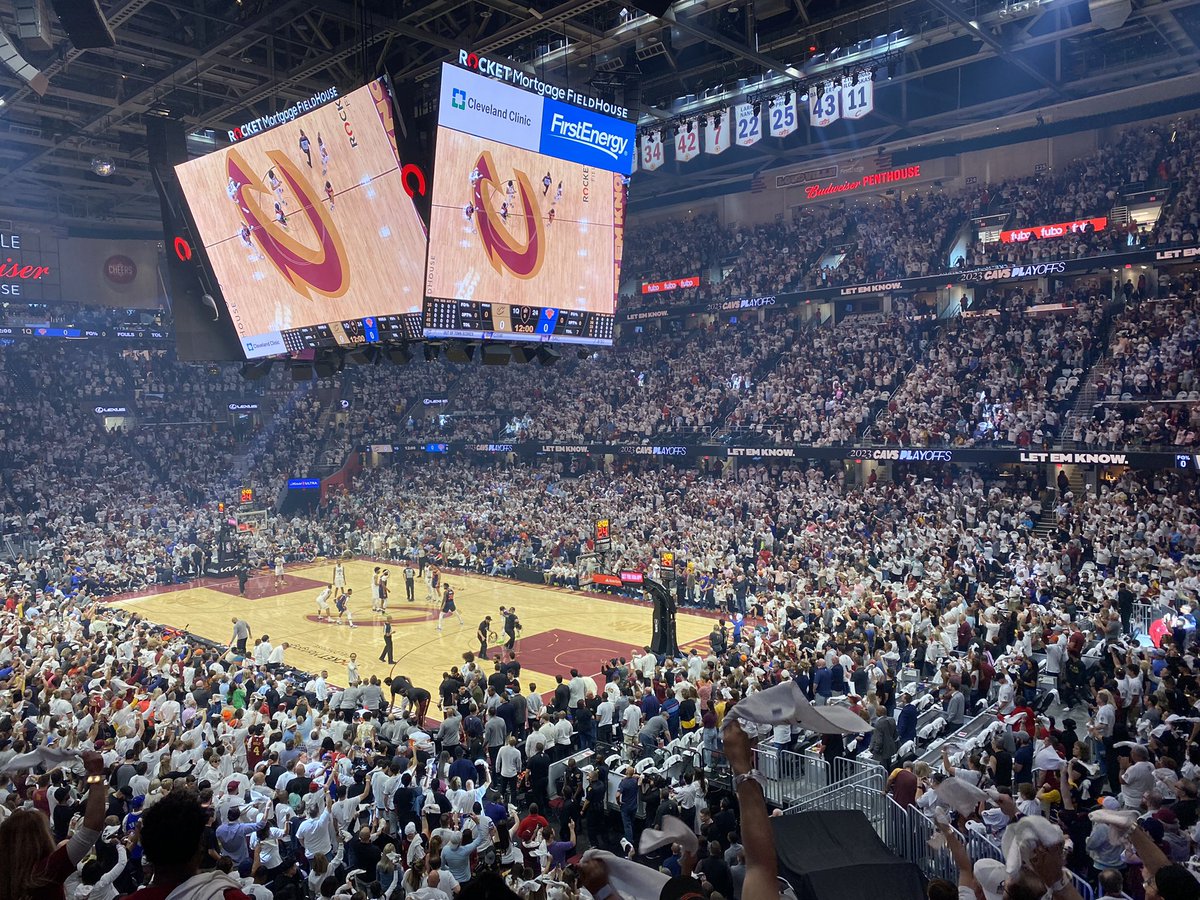 BrianDulik's tweet photo. #NewYorkForever SF Josh Hart after 101-97 playoff win over #LetEmKnow @RMFieldHouse: “It was fun, a great atmosphere. I’ve got to give their fans credit. They were loud and they showed up for their team.” @cavs @nyknicks #NBA https://t.co/5XcjlEXWba