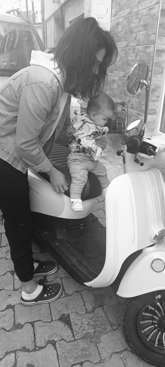 Tibo: Halaa atla iki tur attırıcam sana 🛵