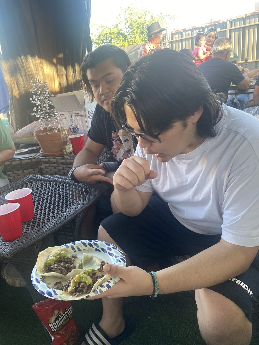 phatphuckinppEB's tweet photo. He fuckin that shit up https://t.co/RAfSSvYkZR