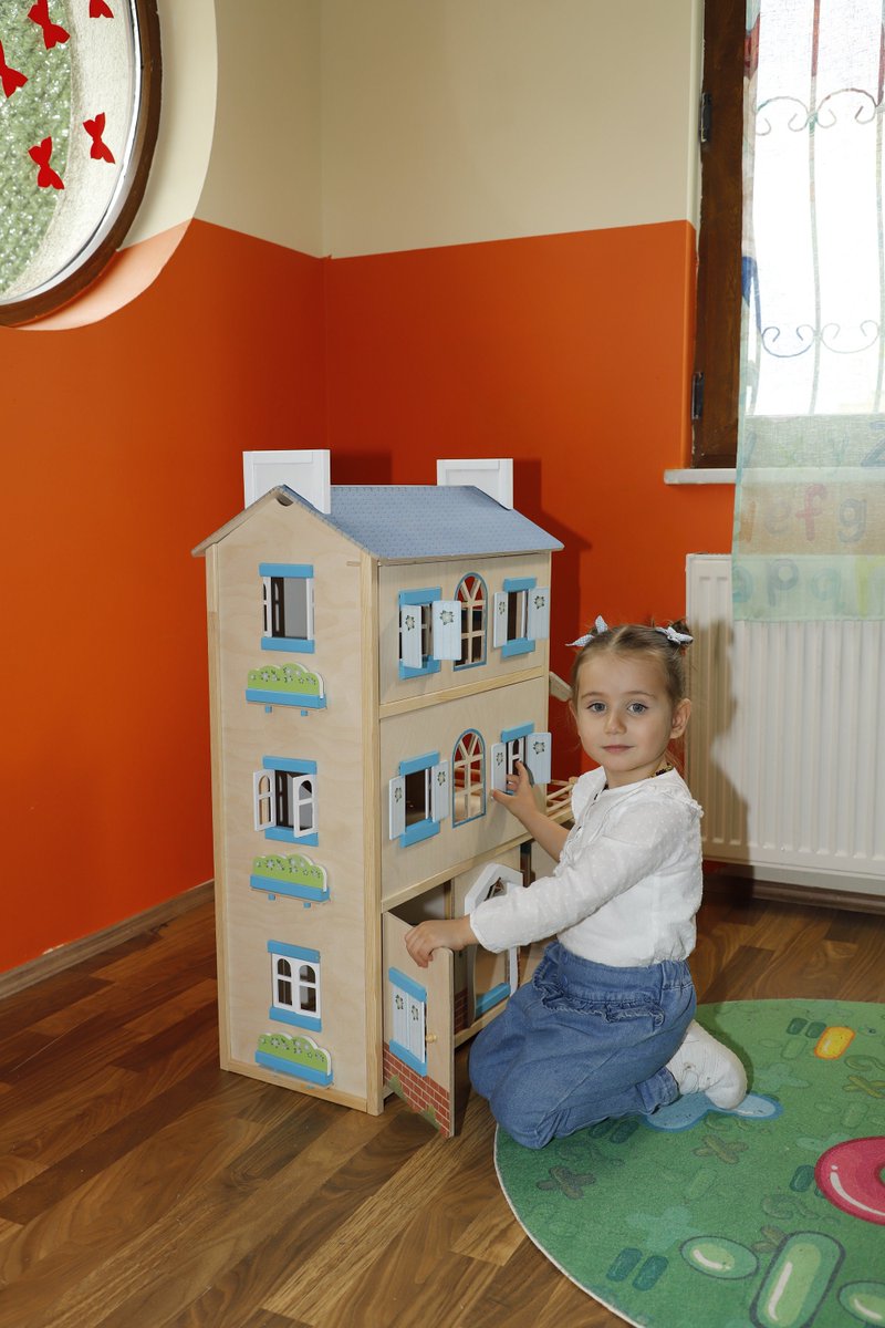 VarIstKids's tweet photo. Excited to share the latest addition to my #etsy shop: Discover the Benefits of Montessori Learning with our Handcrafted Wooden Dollhouse for Toddlers: Inspiring Creativity Toys in Young Minds https://t.co/yyU3zDbcS3 #birthday #montessoritoys #ecofriendlytoys https://t.co/halCDATtXH