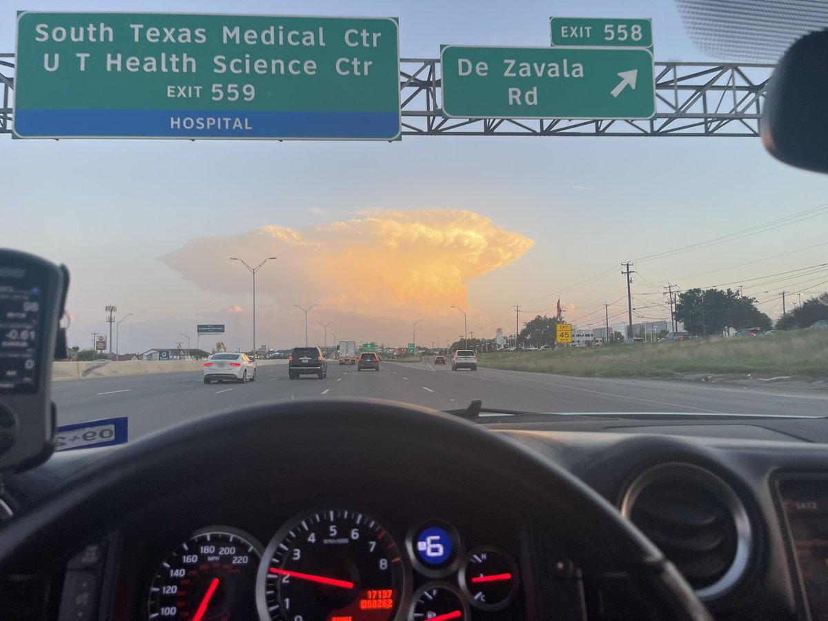 eclipset3t4's tweet photo. @KENS5 Saw it! https://t.co/hDn3abAFBx