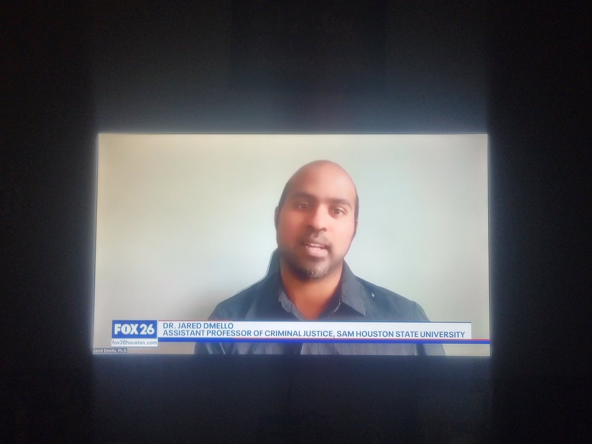 I just saw myself on TV for the first time! <a href="/FOX26Houston/">FOX26Houston</a> interviewed me about the gang shootings that happened in Houston and Huntsville, TX yesterday. I feel grateful for this opportunity to share my expertise with public audiences. #AcademicTwitter <a href="/CJCSamHouston/">Dept. of Criminal Justice & Criminology @ SHSU</a> <a href="/SHSUCJ/">SHSU Criminal Justice</a>