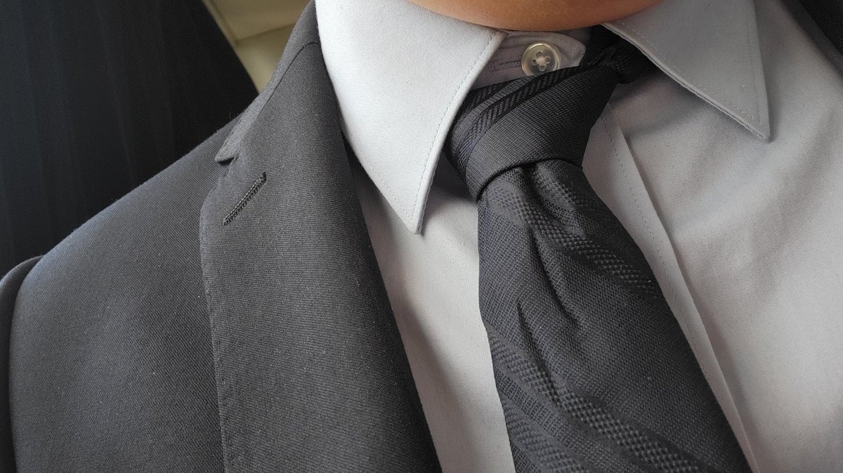 crabber0's tweet photo. 👔 https://t.co/1gTWWmqtuI