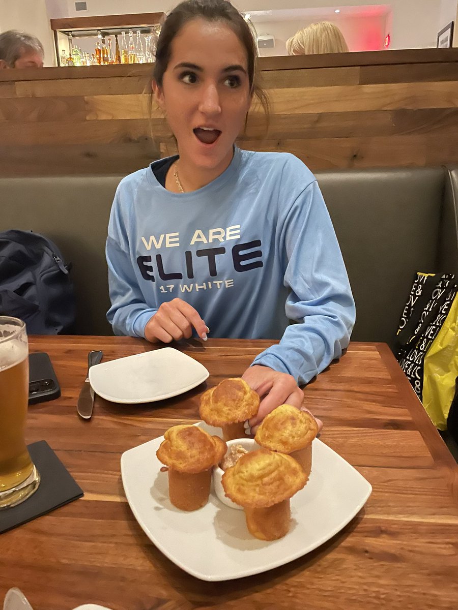 BellaRicci2024's tweet photo. Blocks all day deserve bread! 🥖 

Another undefeated day #JVAWC and ready to play Gold Bracket tomorrow - #1 seed! 
Court #55 
10am   🏐🏐🏐

#2024 #uncommitted #middleblocker #jvawc #fcelite #vb #volleyball https://t.co/YUNH4GUUCA