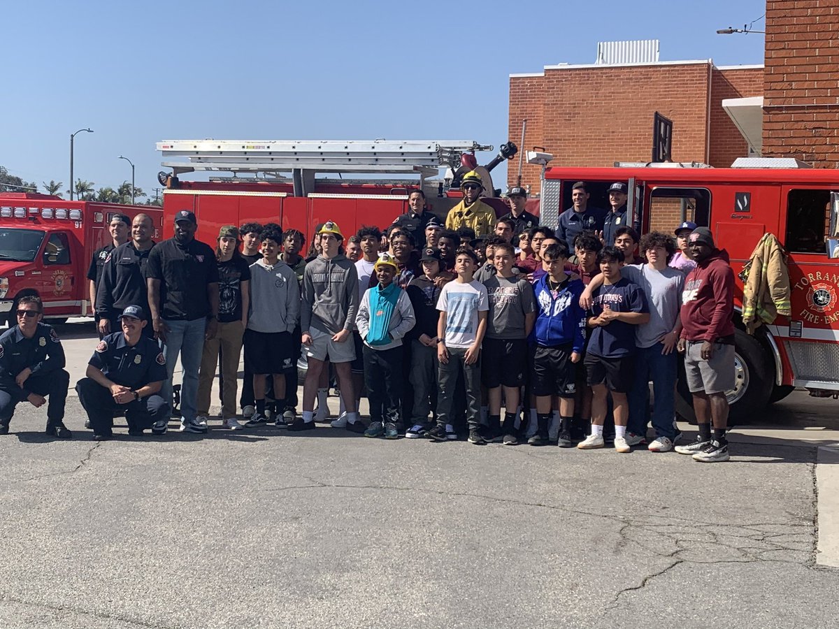 Torrance Football tweet media