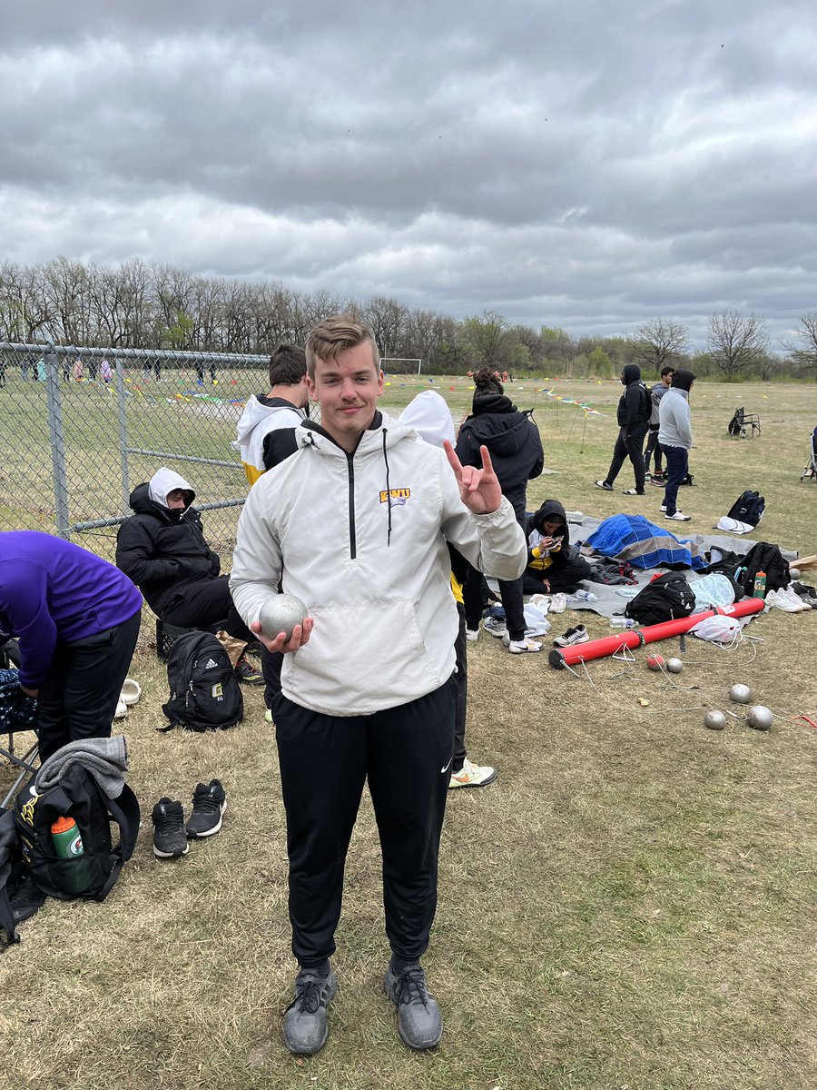KWU_XC_Track's tweet photo. Keegan Lott tossed the shot put 14.57 meters and moved to 6th all-time in KWU history! This also earned him a runner-up finish!

#ThrowYotes https://t.co/fUzEx8PC37