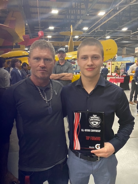 HEOhockey's tweet photo. Congratulations to Maximum Crete of the Upper Canada Cyclones U15AAA who was selected as the 2023 U15 All Provincial Top Scorer.  @heoaaaleague @canada_upper #HEOproud https://t.co/qsnYNCQj6P