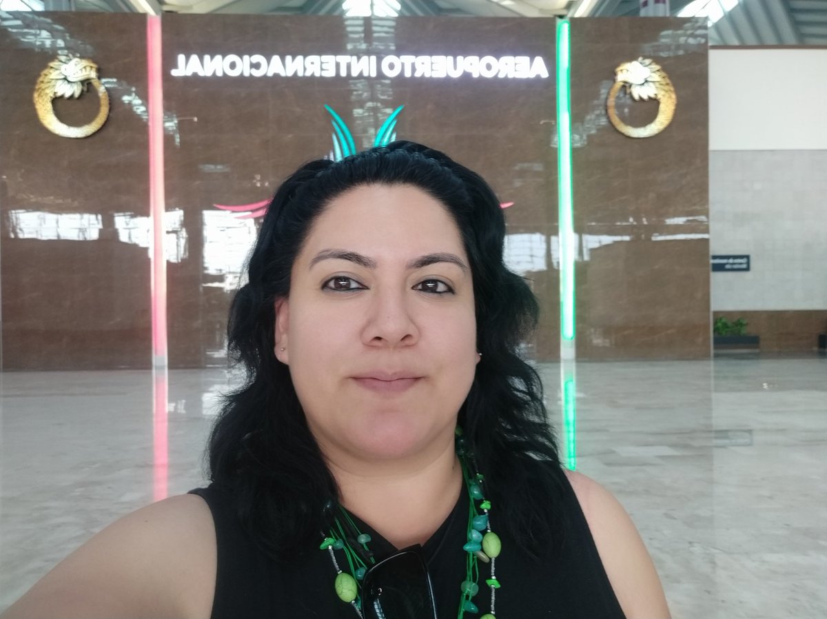 PeRySoL's tweet photo. Esté es el Aeropuerto Internacional Felipe Ángeles 😄🥰🤗🥳😍🤩🥰👏🏼
#Orgullo4T
#EsUnHonorEstarConObrador 🥰🧓👏🏼👏🏼👏🏼👏🏼💚 https://t.co/qdmspMHI9g