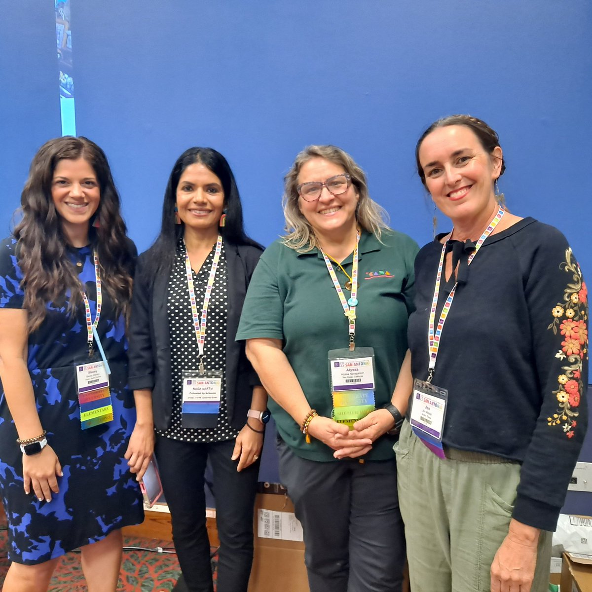 WaldenStacey's tweet photo. I had the honor of presenting twice today @NAEA. My heart is full💚Sharing, supporting &amp; inspiring each other🙌🏼🎨 Elem Lesson Plan Extravaganza and Elem Make &amp; Take Studio. #Naea23 @NAEAElemArt @RockHillSchools @indiahookelem #touchheartsTEACH @WinthropCOE @WinthropGradSch https://t.co/bMv1YgIj23