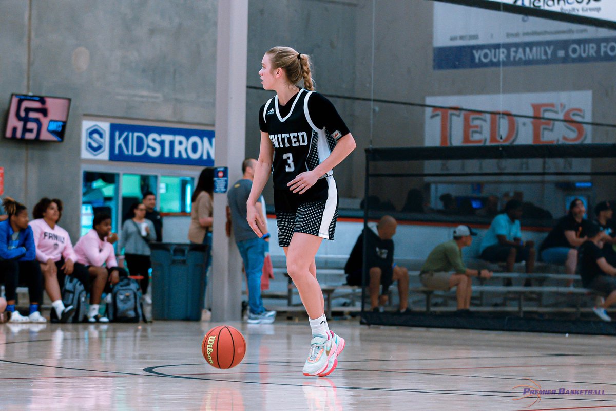 PBRhoops's tweet photo. Back for more tomorrow 🏀🙌 #ExposurePlus https://t.co/3zE9DU9K9F