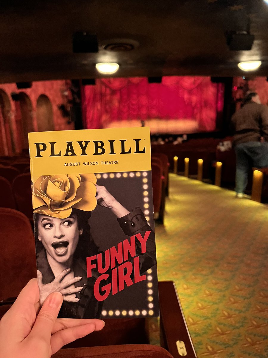 c_evan1's tweet photo. @FunnyGirlBwy was amazing tonight! #leamichele was absolutely amazing! #funnygirl https://t.co/jffJqaHJwG