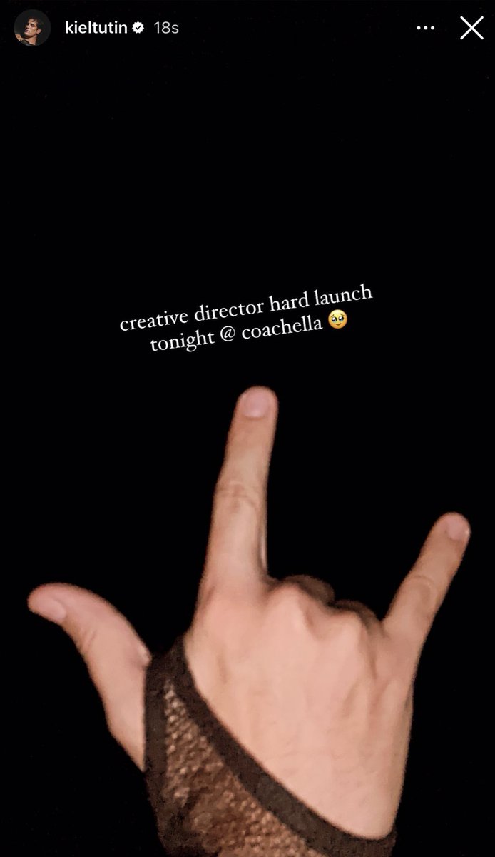 BLACKPINKBRASIL's tweet photo. 🌐 Kiel Tutin é o diretor criativo do PINKCHELLA!

BLACKPINK COACHELLA HEADLINERS
#BLACKPINKatCoachella https://t.co/ctrR22M08I