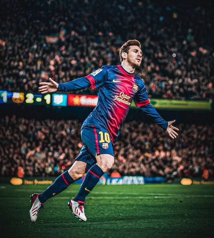 Estamos em 16 de abril e Haaland já marcou 20 gols no ano de 2023.

Para efeito de comparação, nesta mesma data em 2012, Lionel Messi já havia marcado incríveis 37 gols. 

Único! 🐐