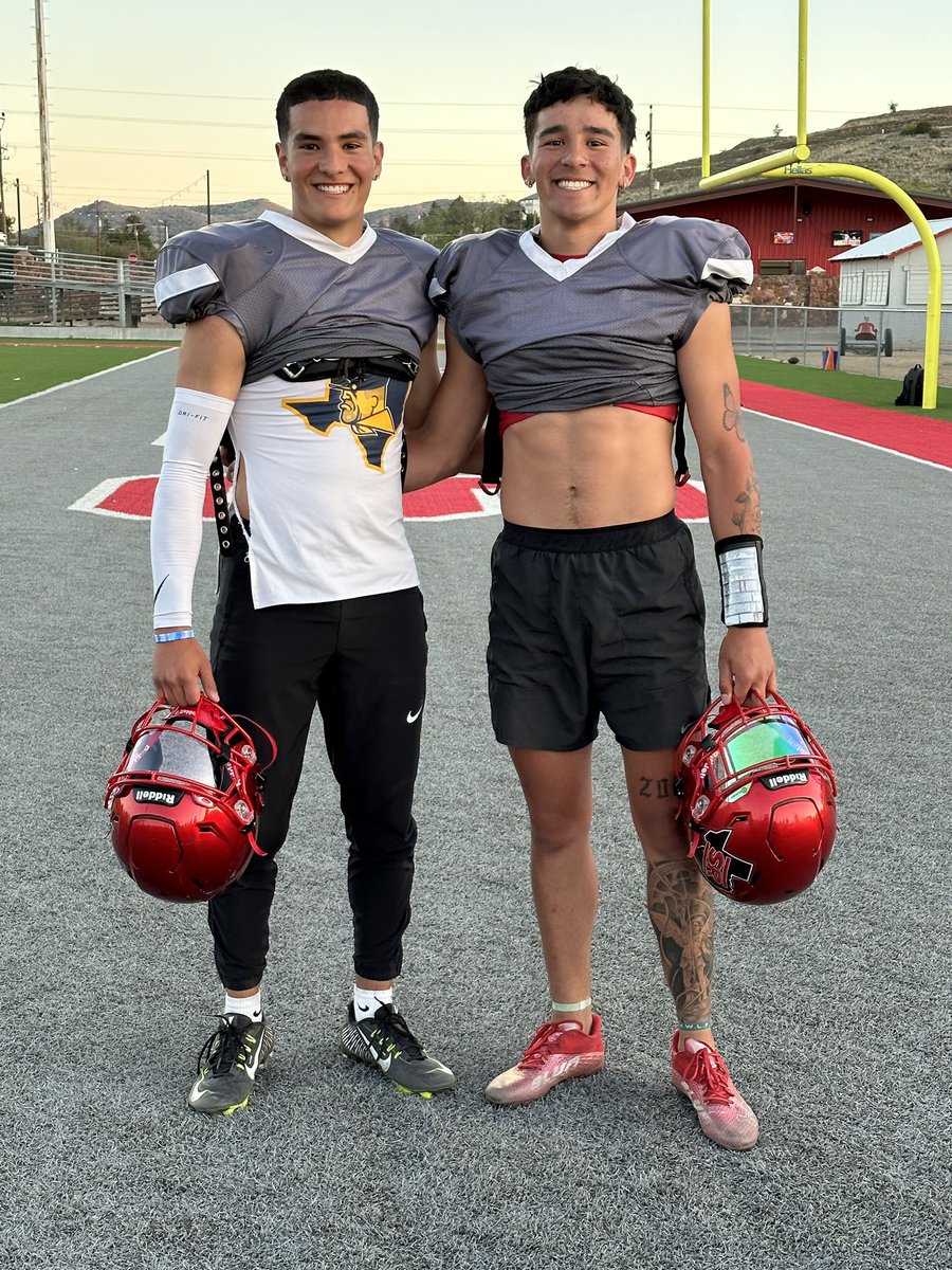 andrew martinez † tweet media