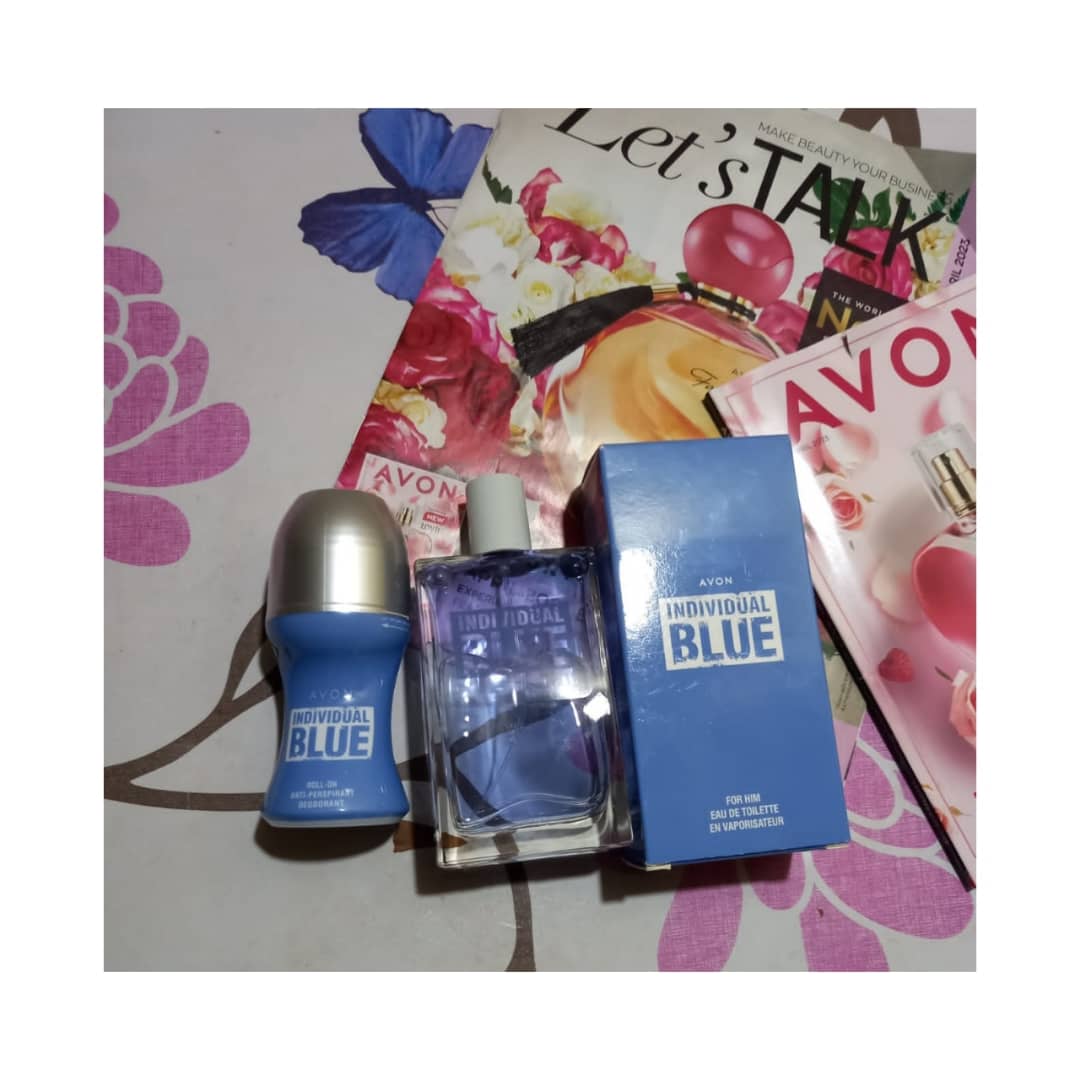 notseverussnape's tweet photo. I have the following Avon products for sale 💕🥺
Hydrating gel face cream k4500
The individual blue perfume and roll on set for men k18000
The soft musk perfume set (has a floral and soft scent) k12,000 https://t.co/vQRh7aE5Gx