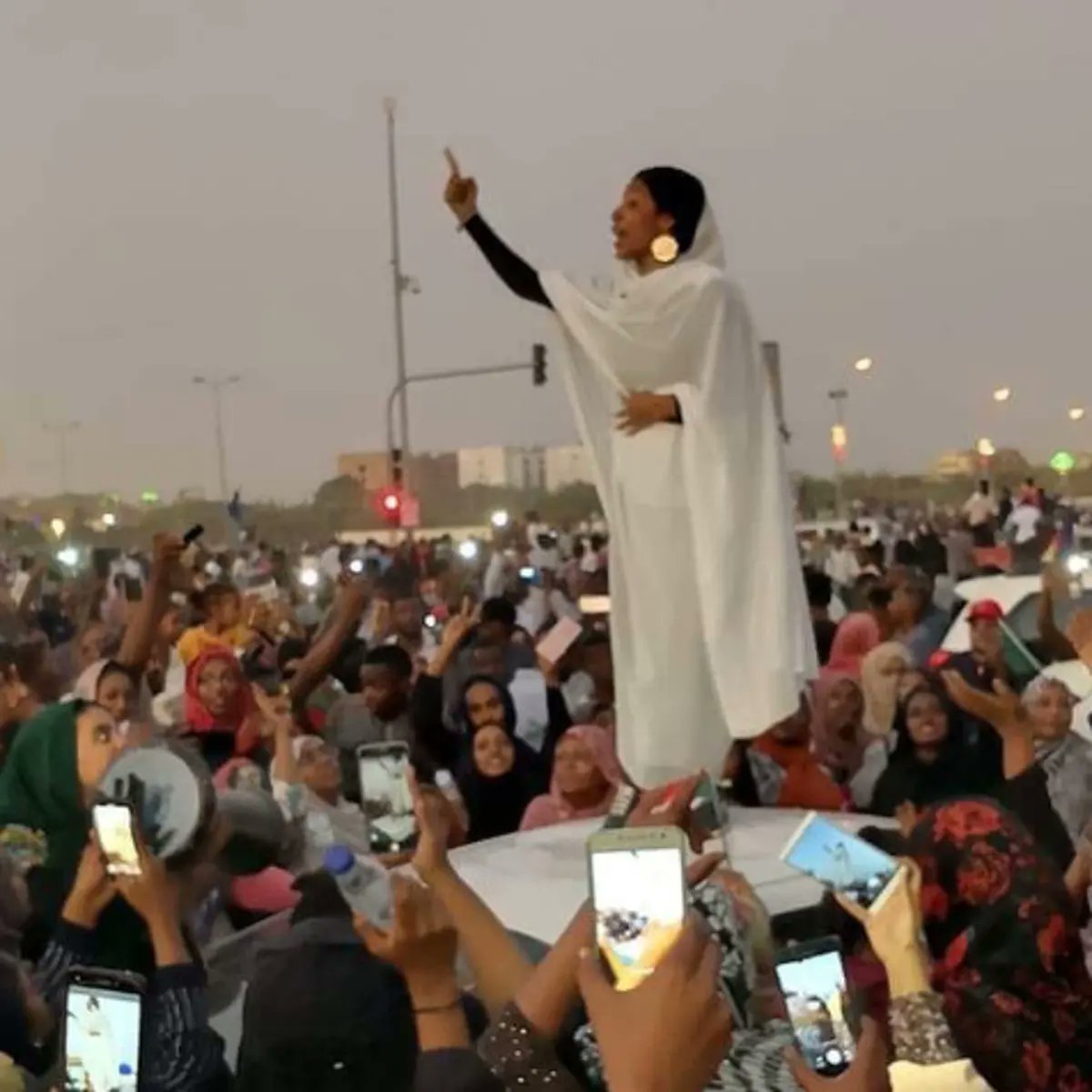 It’s heartbreaking to see what #Sudan is going through💔

Four years of failed politico-military transition, Sudan is a typical “political market place” engulfed by pervasive proxy interests where civilians bear the brunt of violence.

May stability and hope be restored🤲🏼