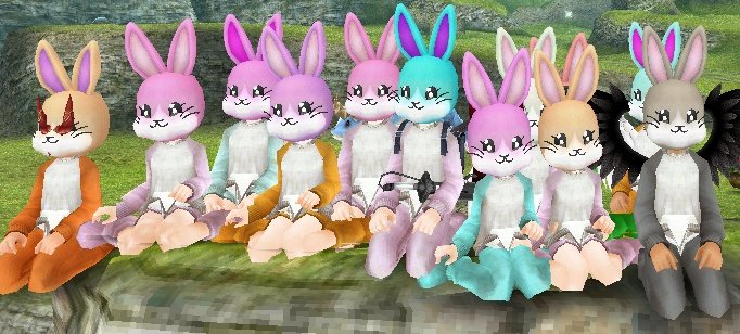 _CrystalSword's tweet photo. Coelhos coloridos da Guild Crystal Sword 🥰🥰🐇 @bemmo_c @ASOBIMO_BEMMO #bemmoshow #toramonline #asobimo https://t.co/qWcqasQ7LO