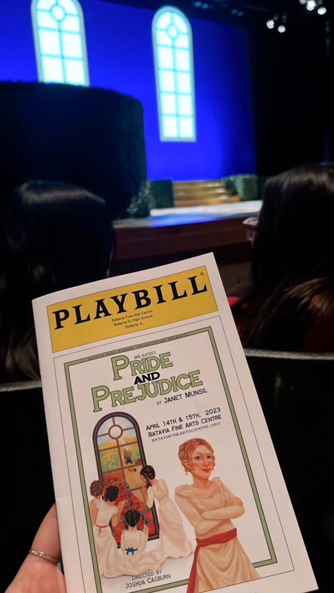 ms_hoti's tweet photo. What a great show!! So much talent! @BataviaFineArts https://t.co/MSFBiFGGWQ