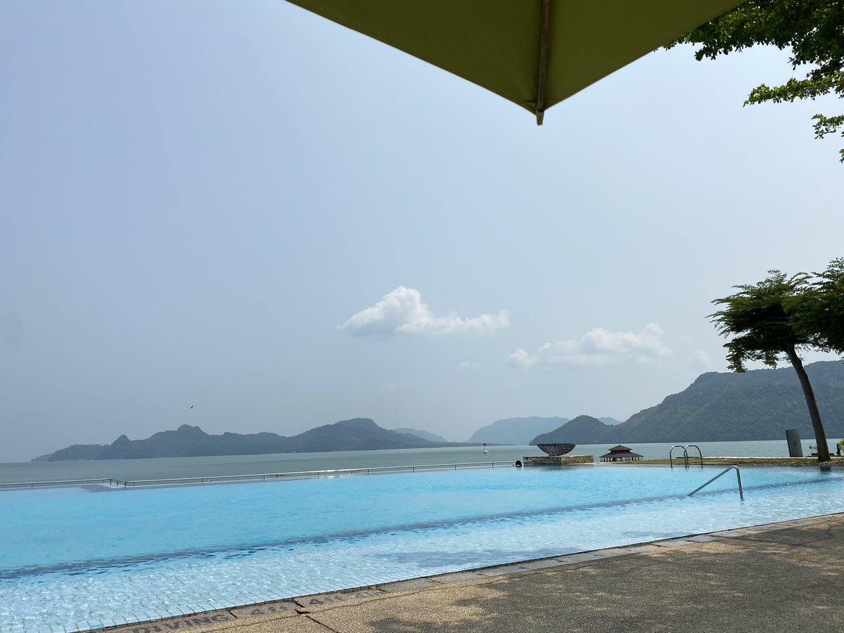 MrEssop's tweet photo. Penang and Langkawi for the holiday break….. Done ! It’s been brilliant seeing so many close friends after 8 months . Nando’s after 8 months even better !…. https://t.co/KD3i2gJFSi
