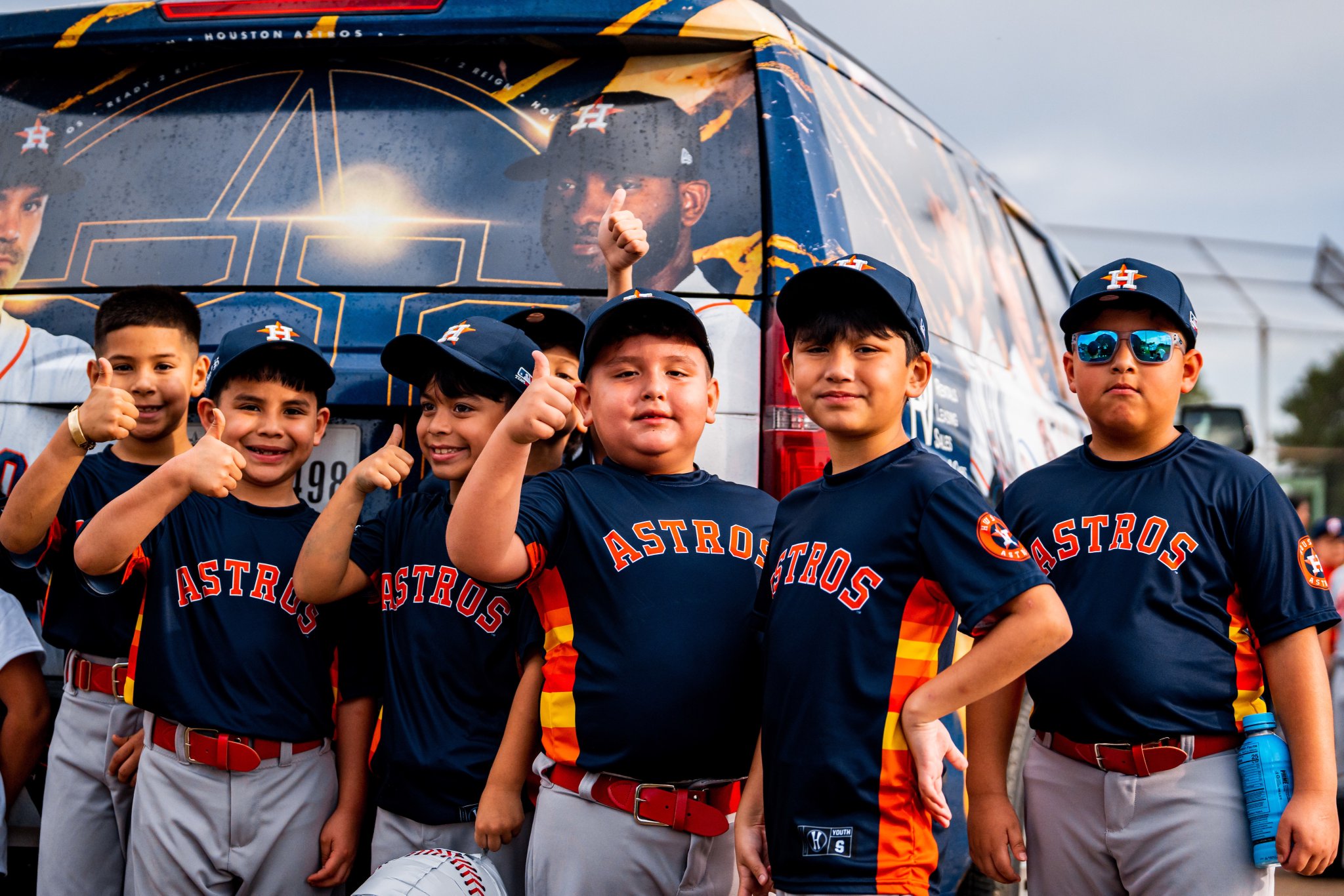 Houston Astros on X: This weekend, Pasadena Peewee League celebrated their  #OpeningDay as part of the Future Astros program. Thanks to @methodisthosp,  they'll rep the Astros as part of this year's jersey