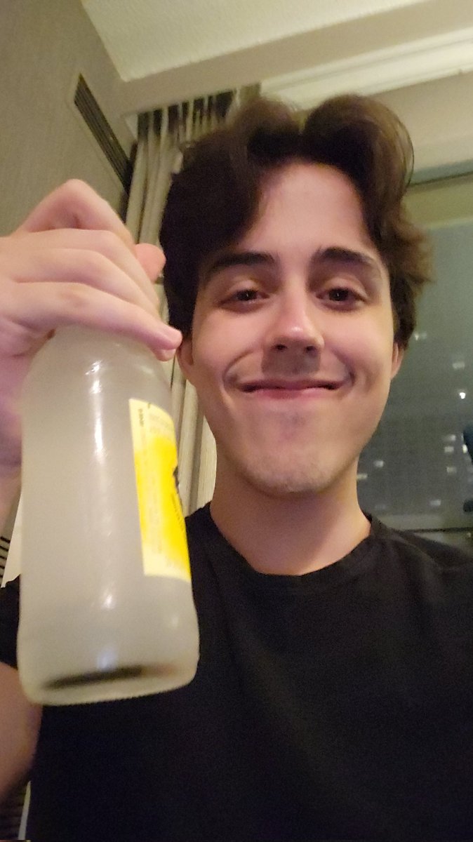 alcohol does not taste good

lemonade taste good