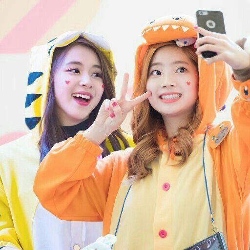 hitogirai_s's tweet photo. tag🏷

・85lineの　#大人once 🚹

・誕生日0701
・タメ　仲良くなったら⭕️

・♡ダチェン寄りのオールペン✒

人見知りですがonce友達欲しいので仲良くして下さい😊

いいね！RTし合いましょう😆

#RTお願いします 
#dahyun #chaeyoung 
#TWICE #TWICE好きな人と繋がりたい 
#once #onceと繋がりたい https://t.co/c8hNqg2jn1