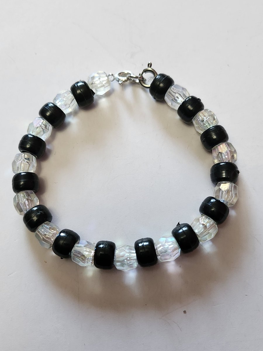 Black and clear kandi! #lunatyxkandi #kandi #beads #beadedbracelets #handmade #custommade