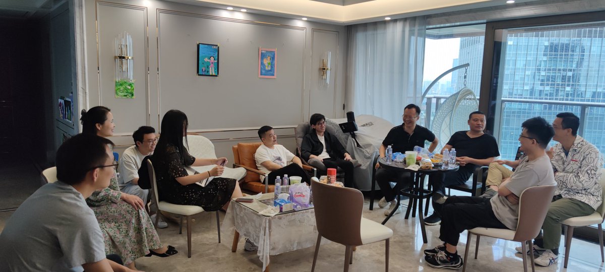 liping007's tweet photo. 投研DAO深圳线下聚会，是时候开始构建下个十年的长期优势了！ https://t.co/ZR6tRXCzRk