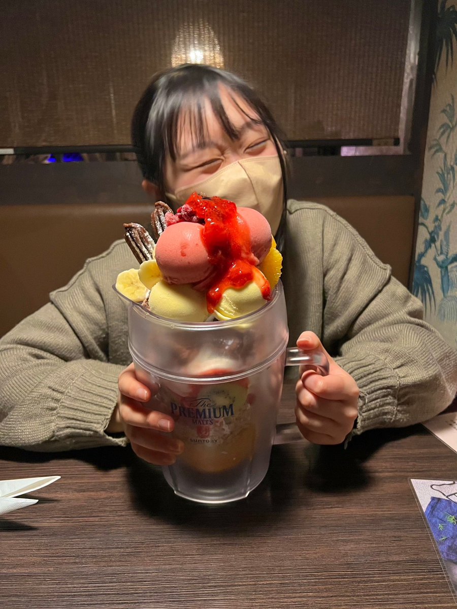 ⚾️野球部部員紹介⚾️マネージャー😄
22 （新2年生）1人目‼️

みほ
好きなアトラクション：タートルトーク

辛いものが大好きで焼肉で辛いスープを限界を超えて食べまくる。席を急に立ったら道を開けてあげよう。
22野球部の中で相対的に頭がよくみえている？！

 #腹十二分目