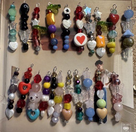 braceletladyy's tweet photo. HARRY KEYCHAIN GIVEAWAY

🚨30 SECONDS🚨

RT TO WIN https://t.co/Z2vUkzWEzI