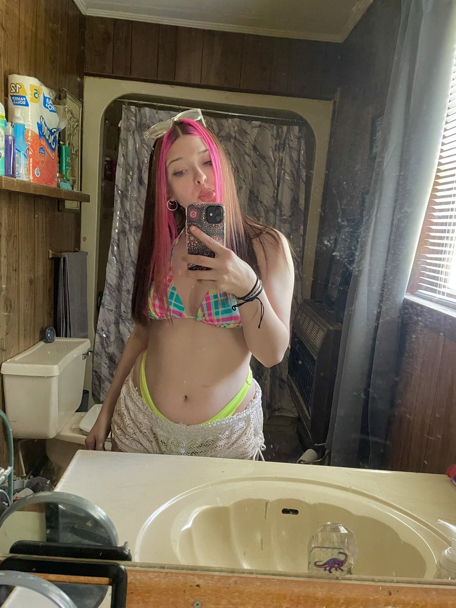 graciesully_'s tweet photo. 🩷🩷🩷 https://t.co/V0VN5o5RvF
