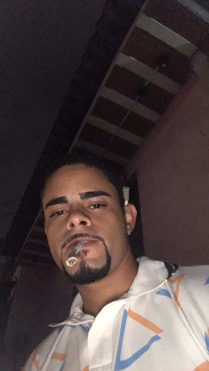 matheusmt333's tweet photo. Muito obg meu Deus mais um ano aí de pé batendo de frente com o problema 🙌🏻❤️❤️ 2.5 https://t.co/cmaxNAheEq
