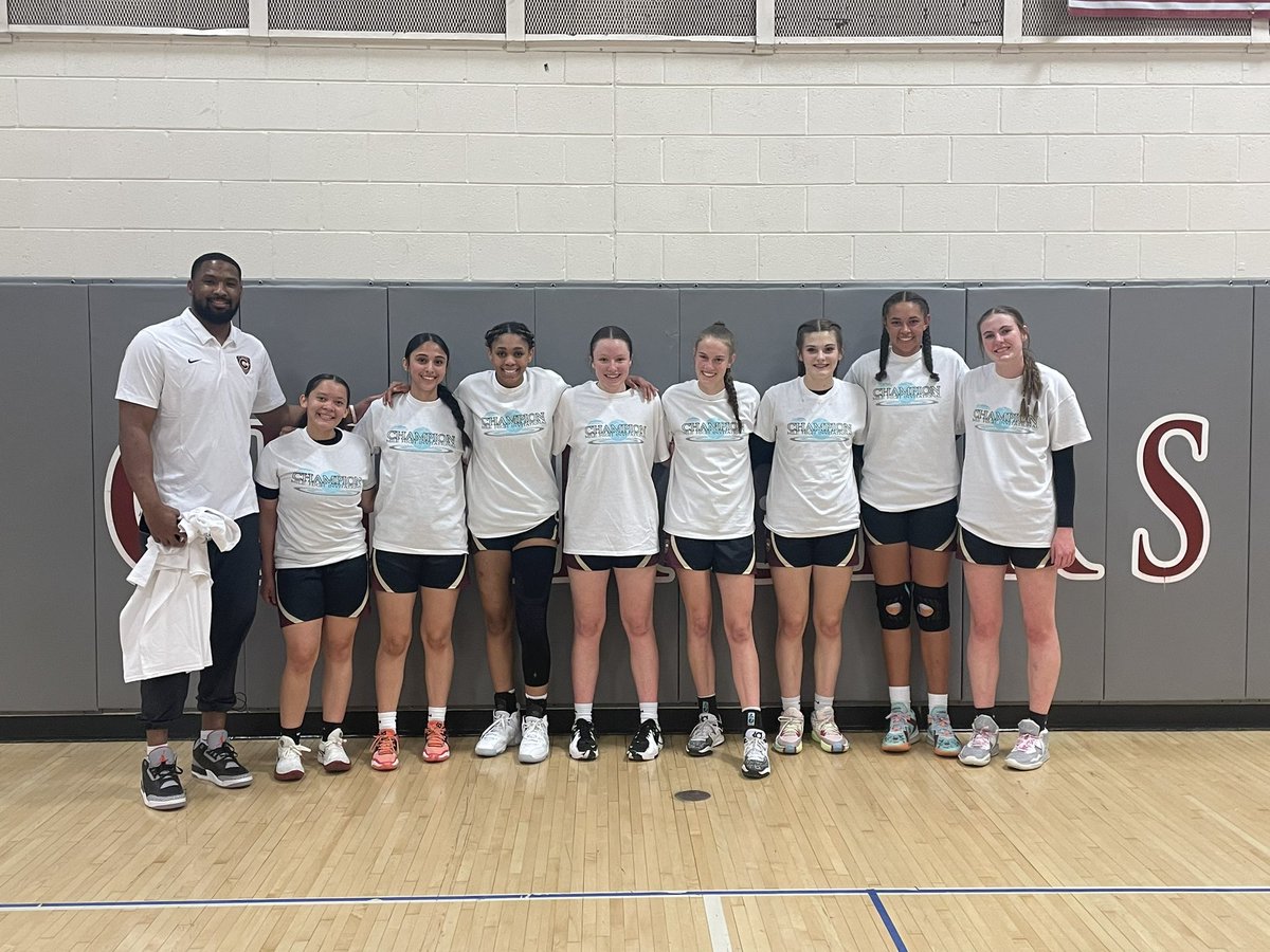 Congrats to our 16U girls for winning the MHI! We are proud of you 🏆