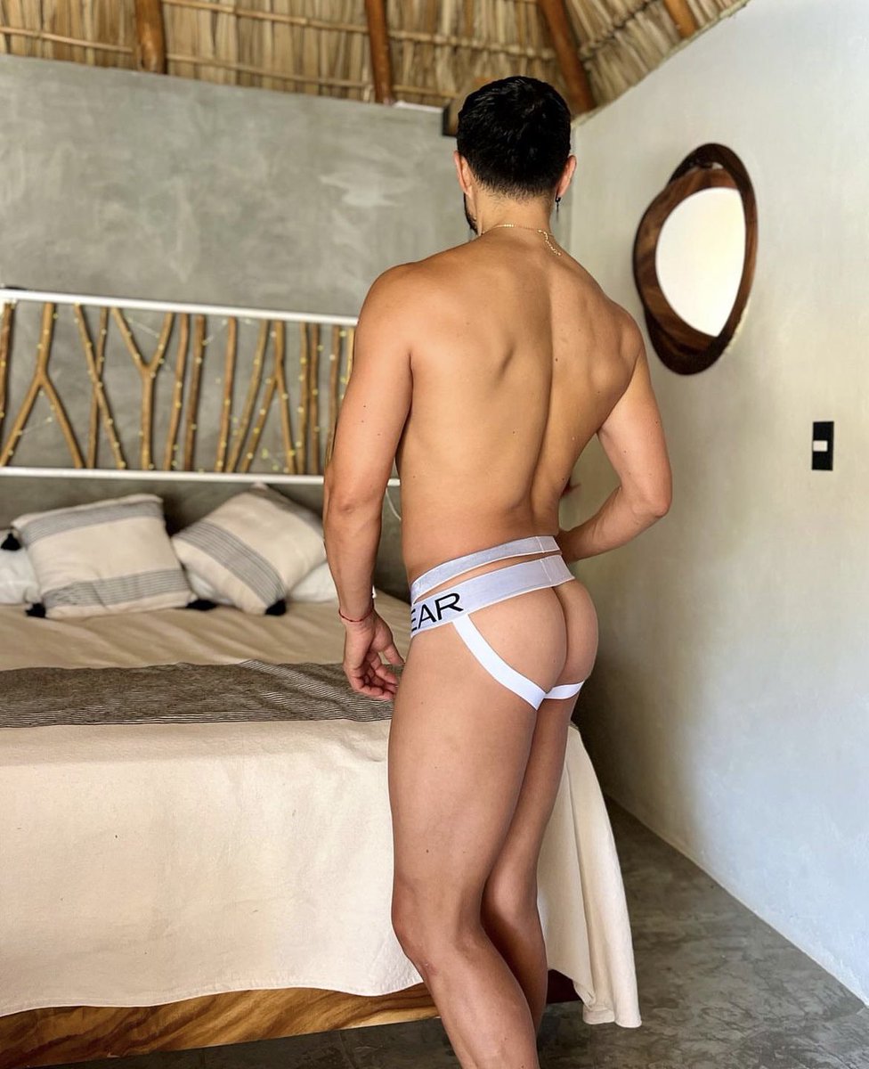 WearColle1's tweet photo. Jockstrap ❤️‍🔥 https://t.co/IojmBctgi6