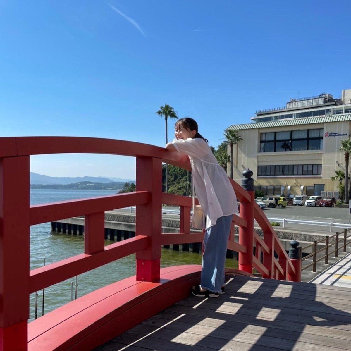 ⚾️野球部部員紹介⚾️マネージャー😄
22  （新2年生）5人目‼️

まな
特技：留年回避

女バレとの兼部で鍛えた足でいつも大きく翔んでいる。
非常にマイペーーーーーース。遅刻をした時は皆に見える位置から走り出すことによって罪を軽くしようとしている。

 #かわいいからなんとかなっている