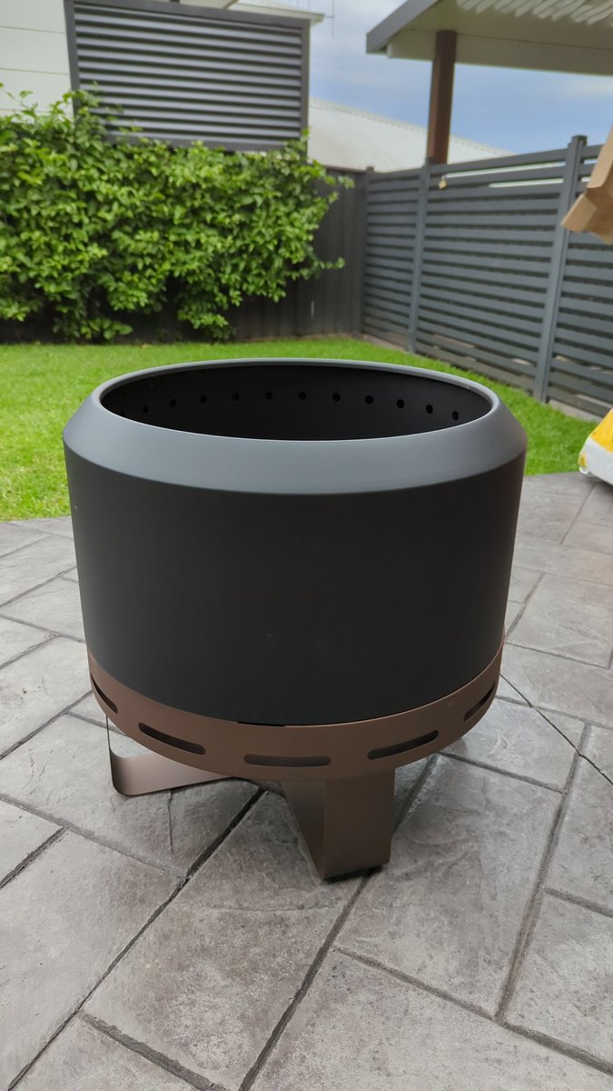 KandyMerr 🐾 (The Orange Oracle) tweet media