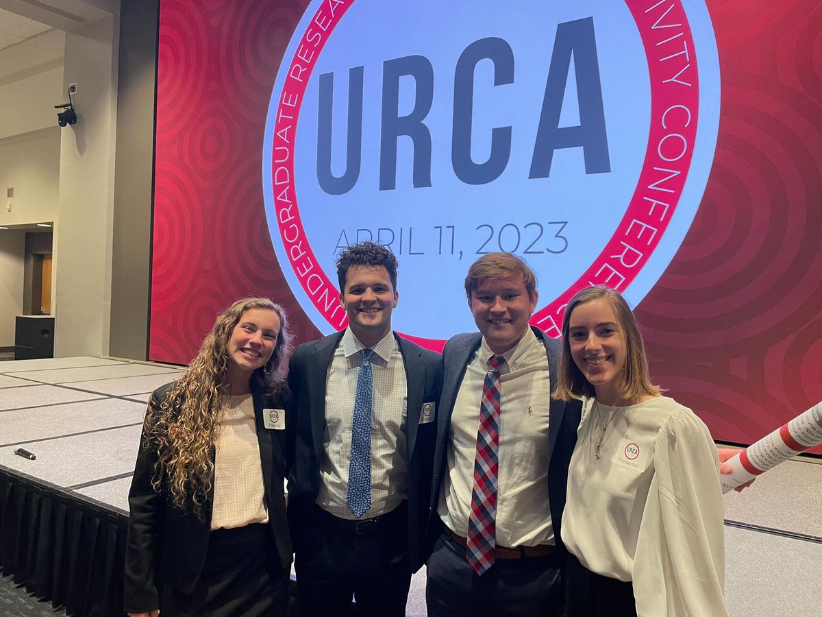 mhiggins237's tweet photo. Lots of awards to and presentations by the Higgins lab this past week! Honors awards - congrats Brooke and Janique! URCA poster presentations by Brooke, Dylan, Jake, and Malena. And grad student symposium poster presentation by Dylan. Great job everyone! https://t.co/shK5KN4dmp