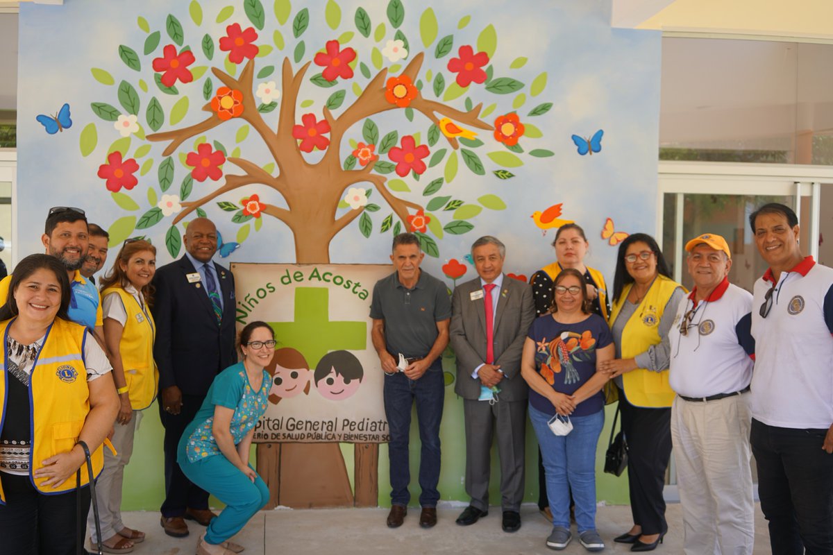 lionsclubs's tweet photo. Asunción Lions Clubs received a matching grant from Lions Clubs International Foundation to expand the Acosta Ñú Children’s Hospital cancer unit in Asunción, Paraguay, to accommodate the increase in pediatric cancer patients. Thank you, Lions and LCIF! #LCIFLions #weserve https://t.co/369MEwx5Sa