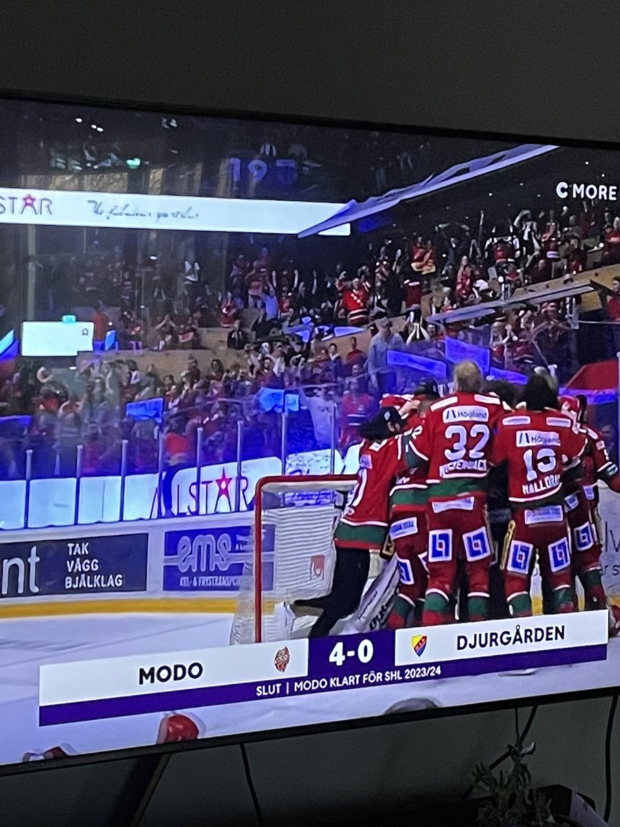 Magiskt! #modose tillbaka i SHL. Så välförtjänt. Bäst när det gäller! Grattis ❤️💚