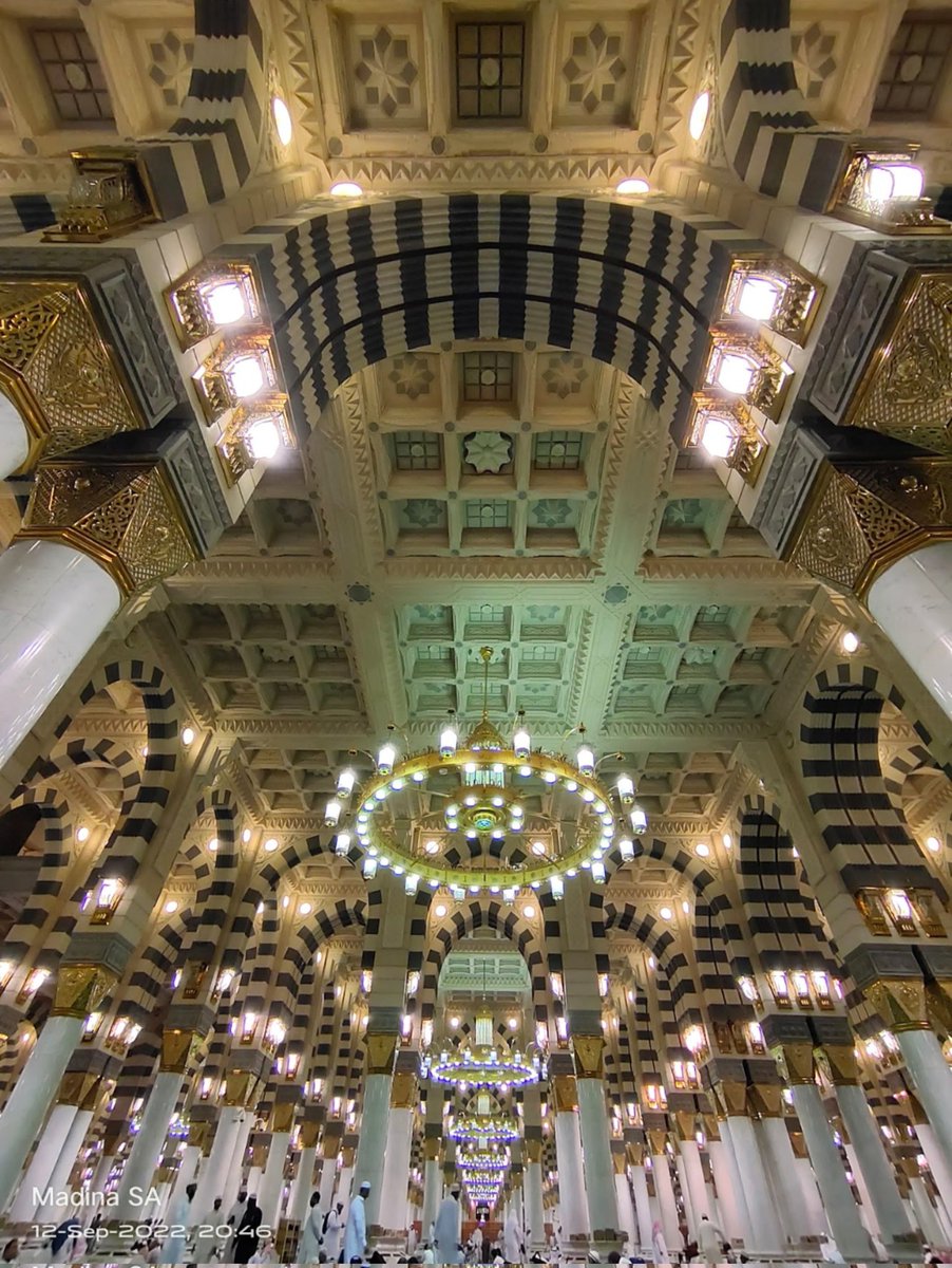 HaramainInfo's tweet photo. Masjid An Nabi ﷺ.

Picture taken by Haramain follower. https://t.co/hyQfnJQr89