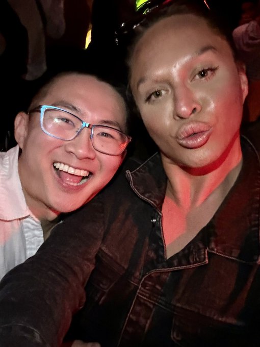 I&rsquo;m still gagging from meeting @sashacolby 🥰😍🤩 https://t.co/MvmbbpKtpa<a class="tags" target="_blank" title="On Twitter" href="/?out=eyJ0eXAiOiJKV1QiLCJhbGciOiJIUzUxMiJ9.eyJpYXQiOjE3MTk3OTY4NjIsImlzcyI6InR3cG9ybnN0YXJzLmNvbSIsIm5iZiI6MTcxOTc5Njg2MiwiZXhwIjoxNzUxMzMyODYyLCJyZWRpcmVjdF91cmwiOiJodHRwczovL3R3aXR0ZXIuY29tL3Nhc2hhY29sYnkifQ.1OKBMEFDZPBhgqj2jpsd1cj6MP4grIKM8ng002BlvU78vgUuBt-Xd6Afgn_OEW-xLaok-uvPS4IBmKNkpvTHSA">@sashacolby</a><a href="/tag/supportlocalbusinesses"class="tags"><span>#supportlocalbusinesses</span></a><a href="/tag/supportblackbusinesses"class="tags"><span>#supportblackbusinesses</span></a>