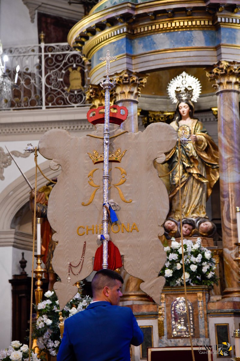 JaviviCLozano's tweet photo. 📸🔴 Traslado del Bendito Simpecado de Ntra. Señora del Rocío de Chipiona @hdadchipiona a la @ParroquiadelaO para su Función Principal [30/04/2023]
📸 Javier Cantos Lozano https://t.co/wwZlIq47ml