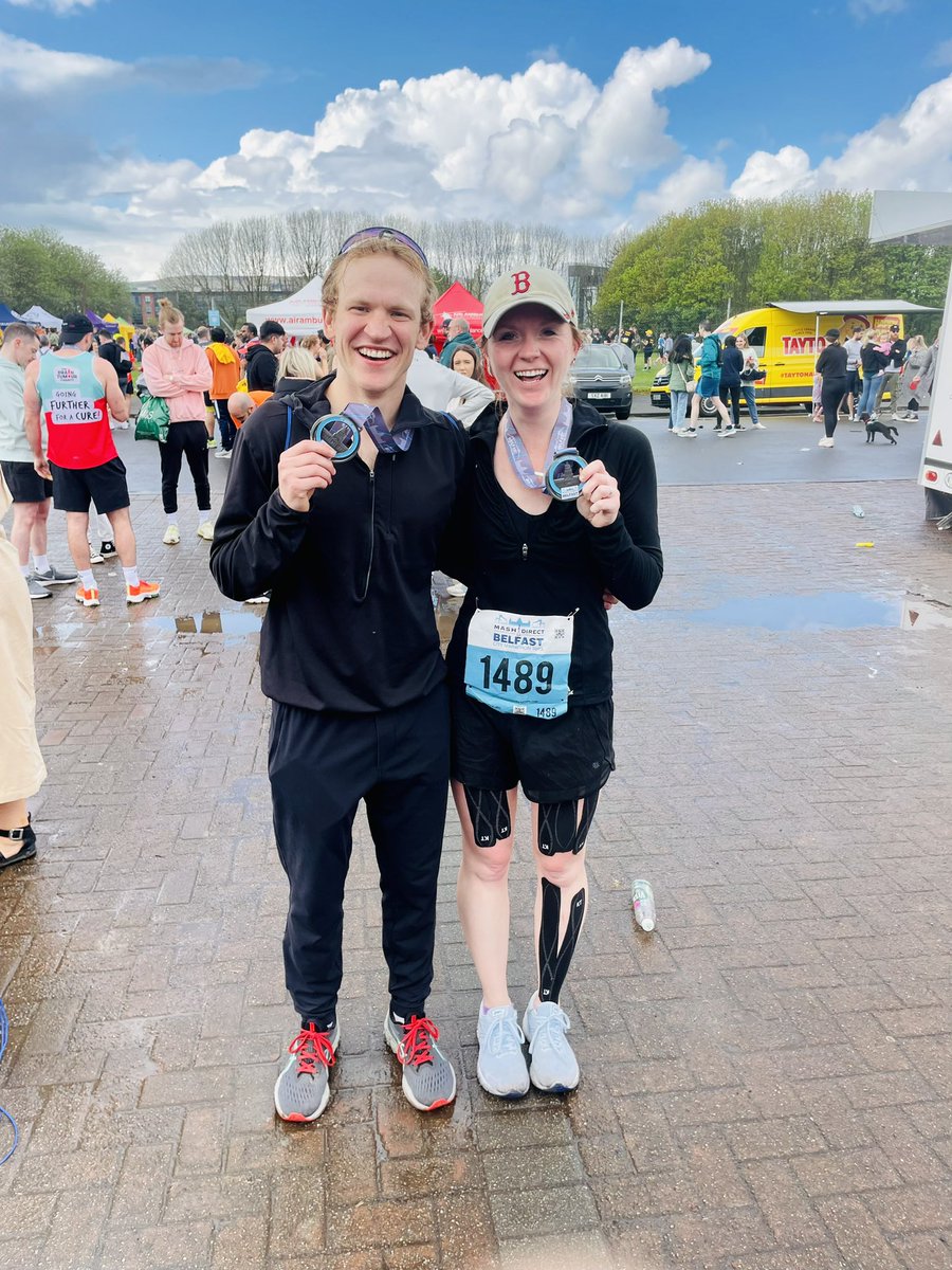 Suzzz225's tweet photo. Marathon #27 (and 2 in 2 weeks!) in the books! @marathonbcm you were w BLAST. And shoutout to @camrmitchell for running 3:10!! #marathons #belfastcitymarathon #willrunforbeer https://t.co/q3MXiPYwmo