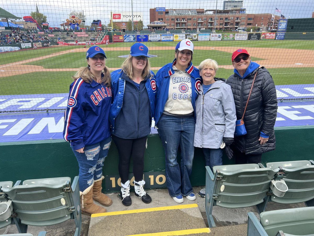 malloryann48's tweet photo. #sbcubs https://t.co/yyh7KSoifw