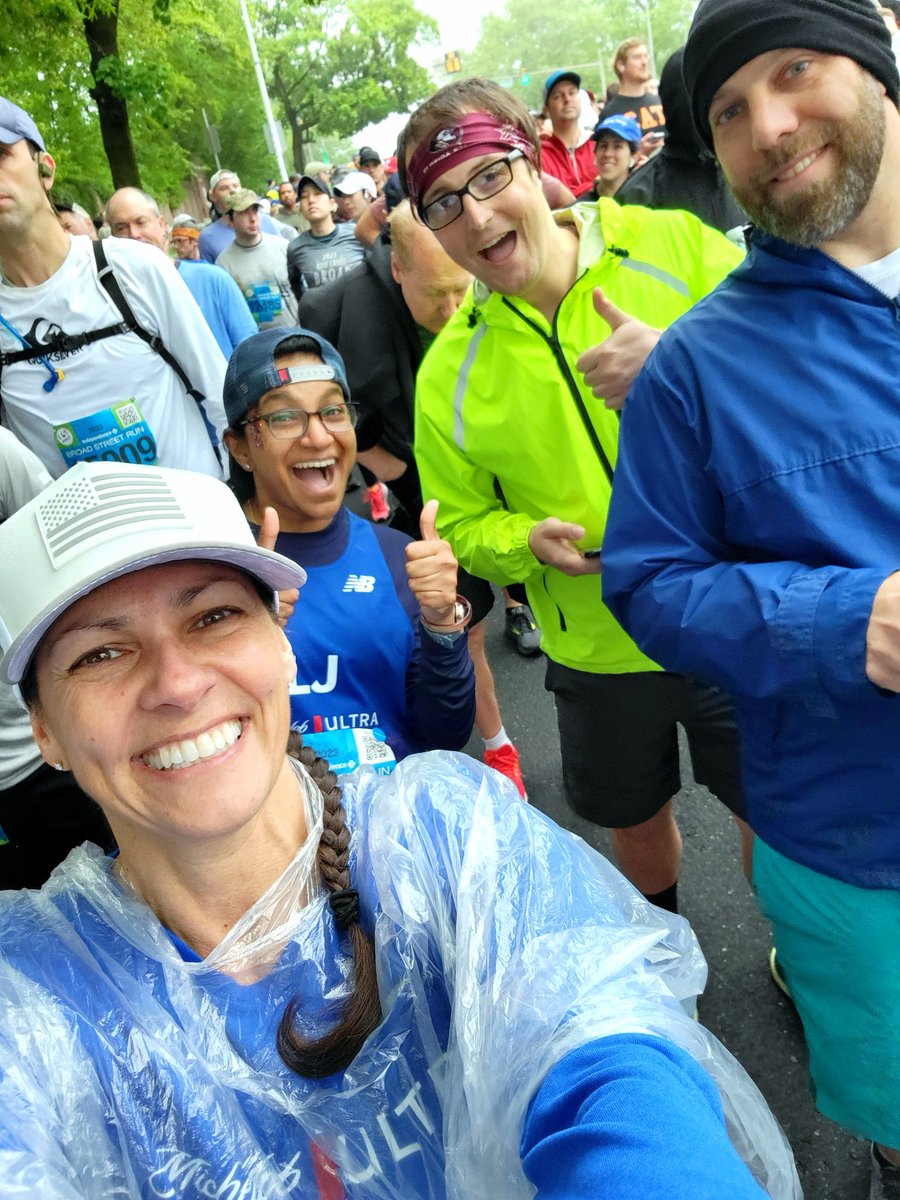 runSue19's tweet image. How it started and how it ended. Lots of rain by mile 3, but always a fun time with #teamultra teammates! Broad Street 10 ✔️

#loveyourrun #keepittight #ultrajoy #IBXRun10 #mmathlete #bibravepro #itsonlyworthitifyouenjoyit