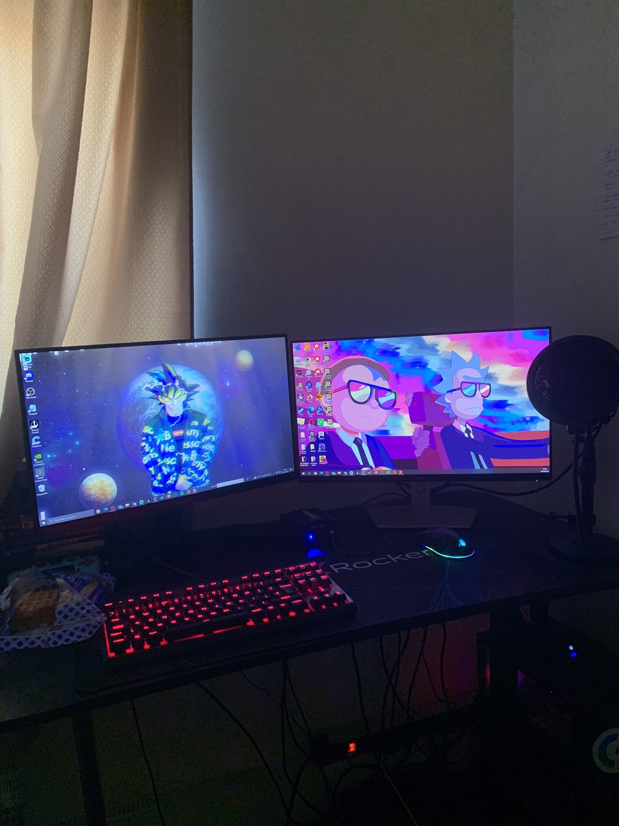 RubyMaya5's tweet photo. New set up😈💯🔥#youtubegaming #twitch #GamingSetup #fypage https://t.co/zSrtRNUvjo