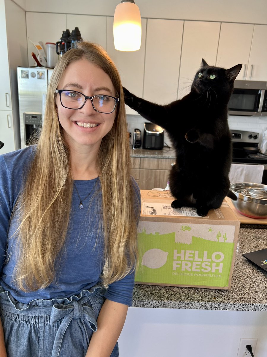 ConnorOBrien404's tweet image. Going live now cooking up a quick, easy, delicious meal from @HelloFresh #HelloFreshPics 

Use code POGHF106758 for 50% off plus free shipping at strms.net/hellofresh_the… !
#ad