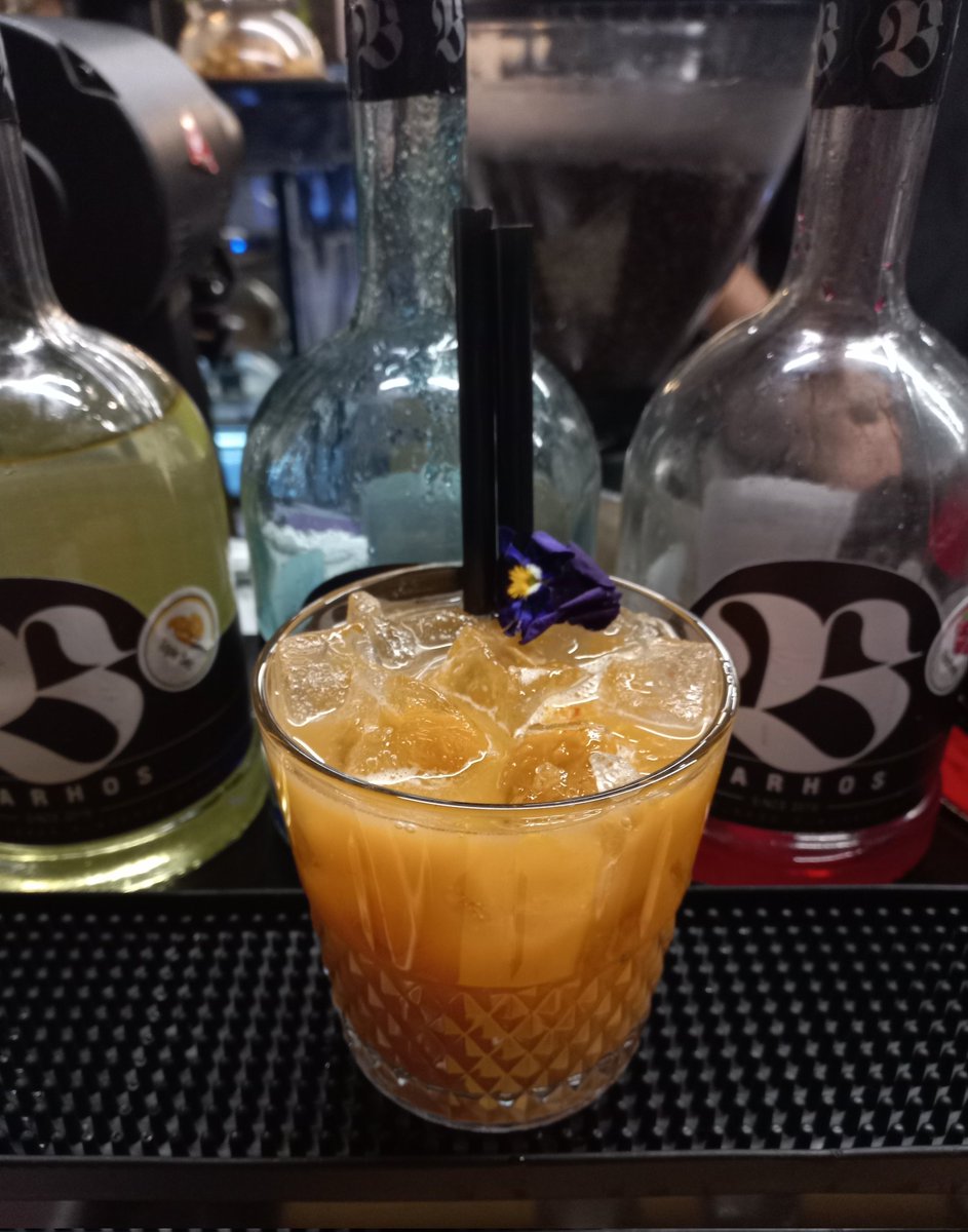 sunfaceeee's tweet image. 🍹